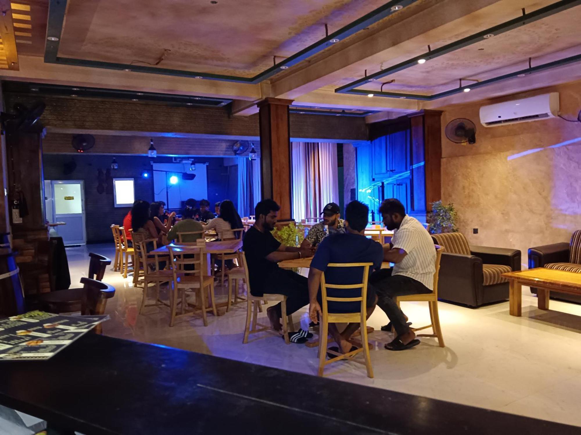 La Cozy Hotel & Restaurant Negombo Daluwekotuwa Exterior foto
